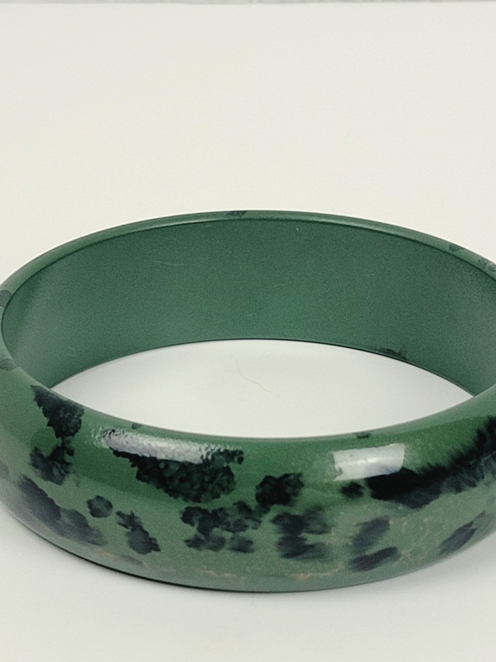 Vtg Lucite Chunky Marbled Bangle Bracelet~Green Black~Gold Specks~3" Diameter